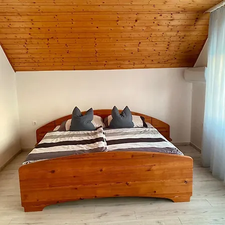 Holiday home Marta Vendeghaz *