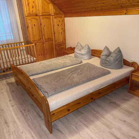 Marta Vendeghaz Semesterbostad