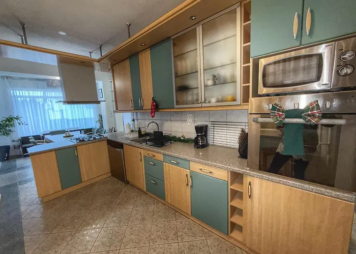 Marta Vendeghaz Gyenesdiás